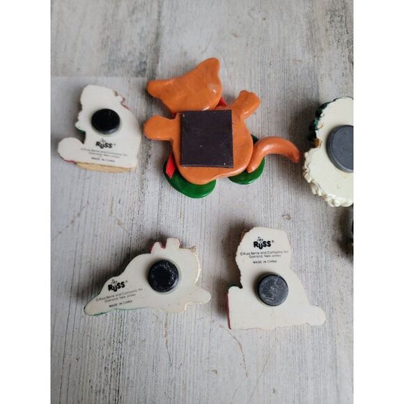 Unique Christmas cat fridge magnet wreath gifts Santa hat Xmas set - Picture 7 of 7